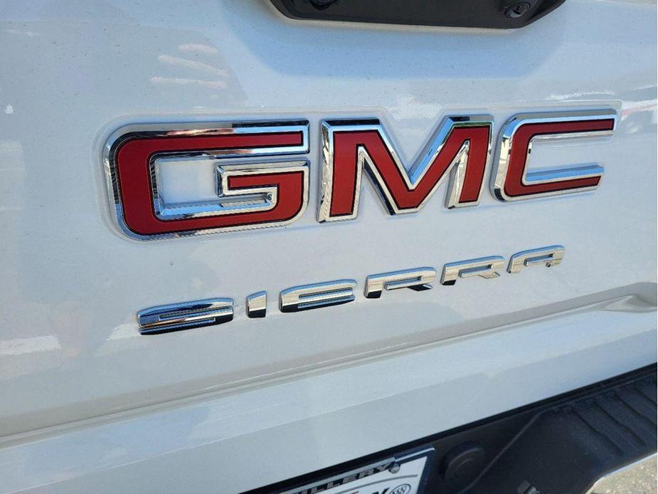 new 2024 GMC Sierra 1500 car, priced at $53,225