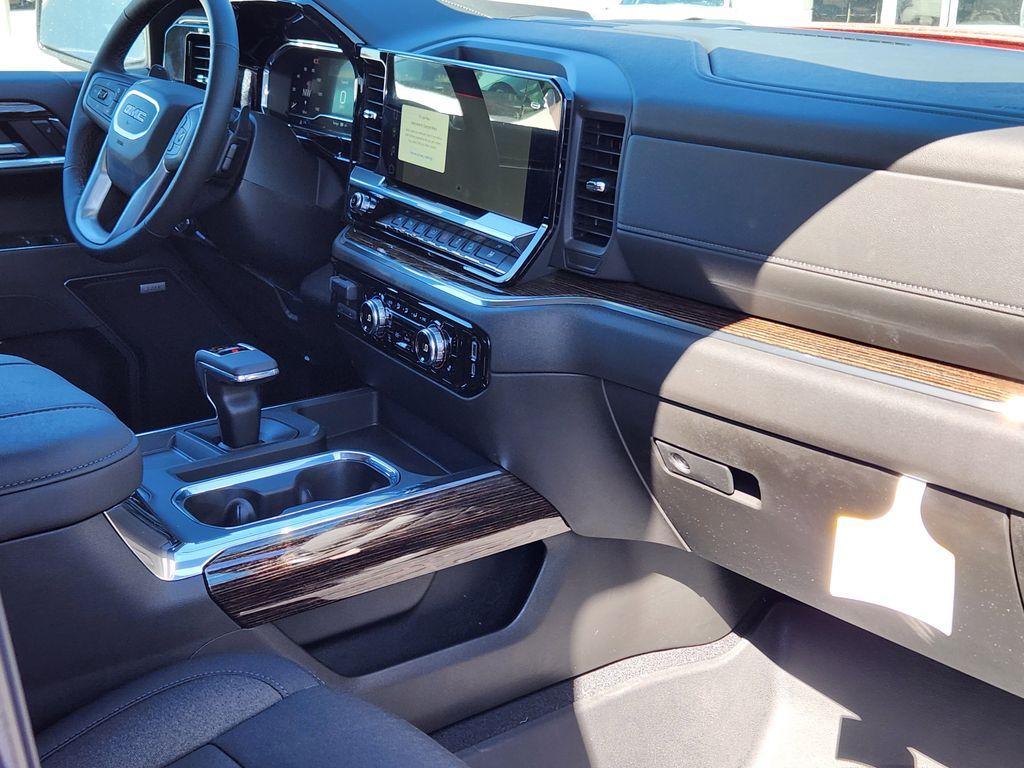 new 2025 GMC Sierra 1500 car, priced at $64,095
