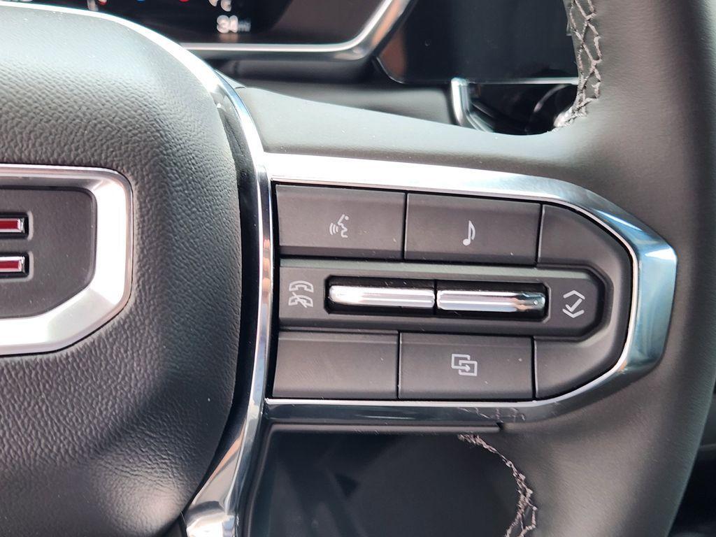 new 2025 GMC Canyon car, priced at $49,990