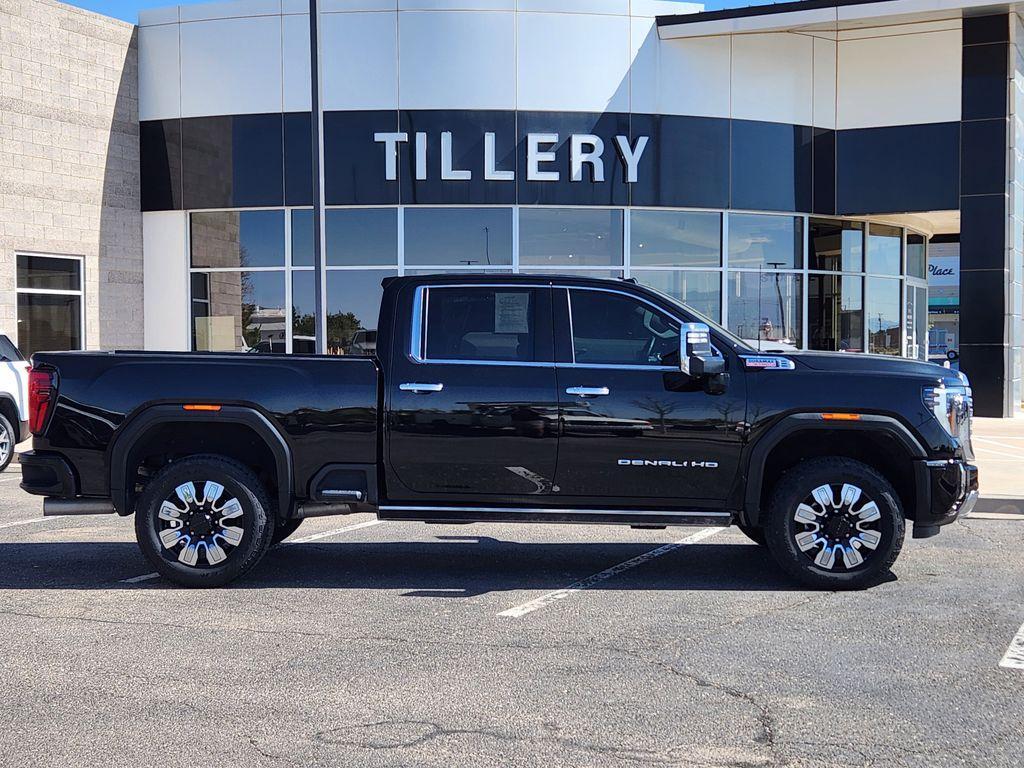 used 2024 GMC Sierra 2500 car, priced at $80,995