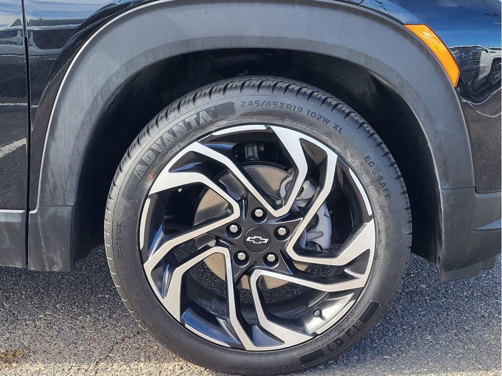 used 2024 Chevrolet TrailBlazer car, priced at $26,995