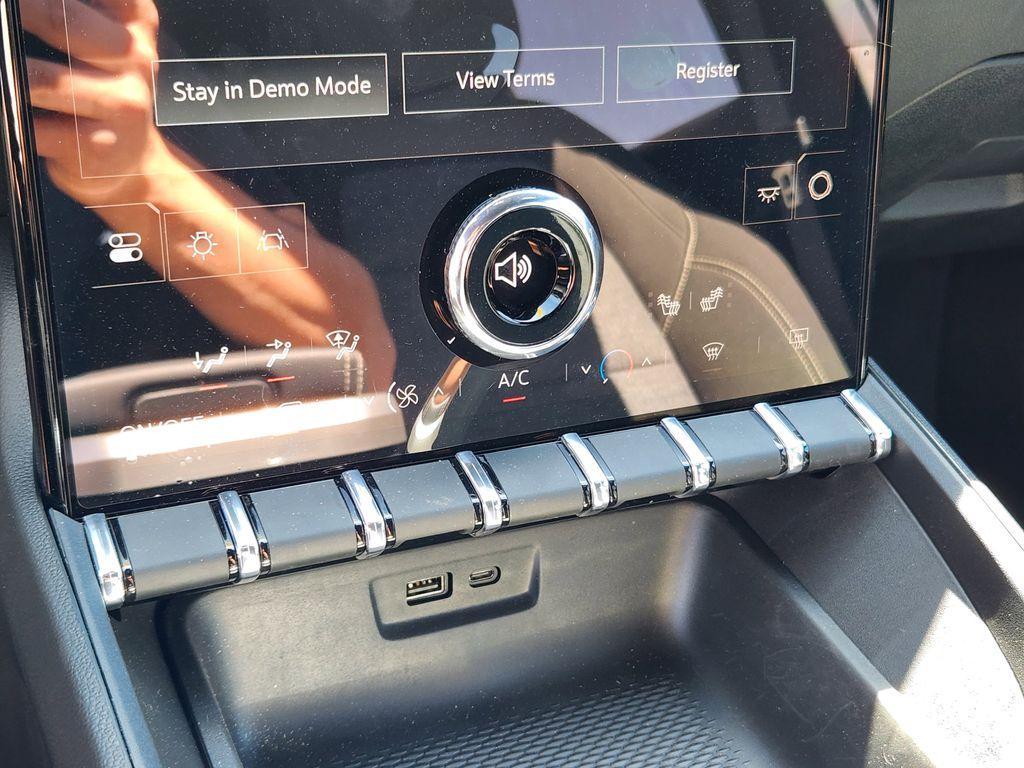 new 2025 GMC Terrain car, priced at $35,425