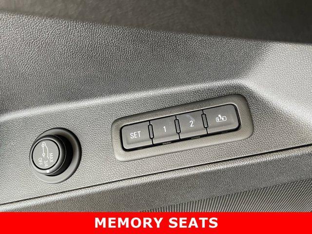 used 2023 Chevrolet Equinox car, priced at $28,750