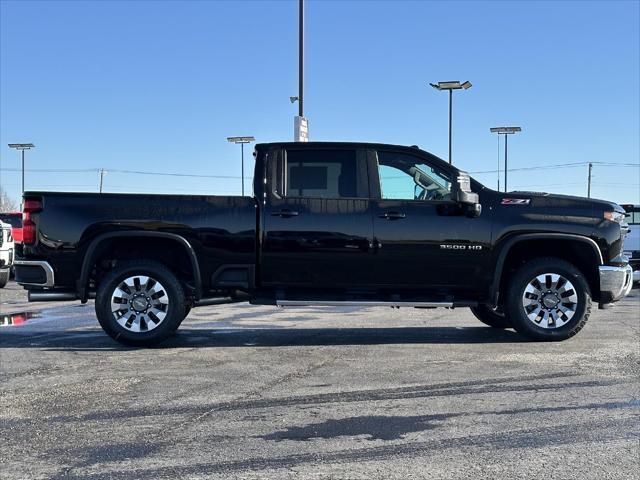 new 2025 Chevrolet Silverado 3500 car, priced at $70,000