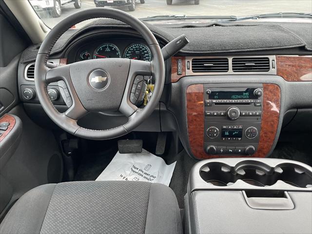 used 2008 Chevrolet Avalanche car, priced at $15,000