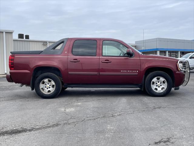 used 2008 Chevrolet Avalanche car, priced at $15,000