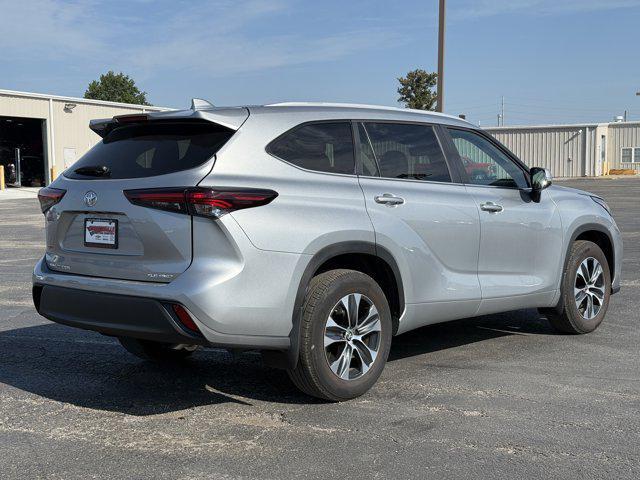 used 2024 Toyota Highlander car, priced at $44,000