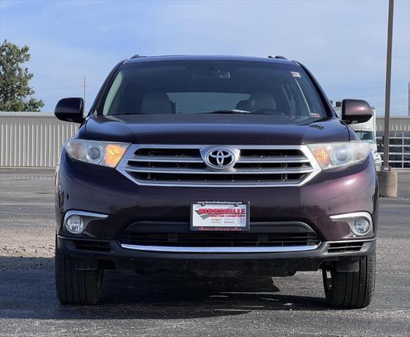 used 2013 Toyota Highlander car, priced at $11,750