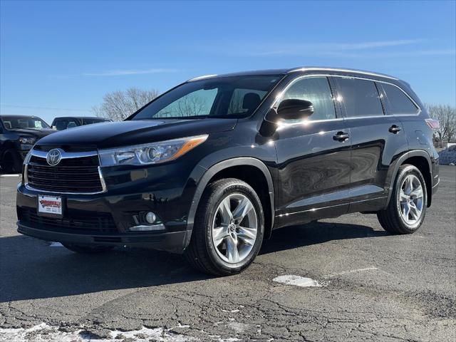 used 2016 Toyota Highlander car, priced at $23,500