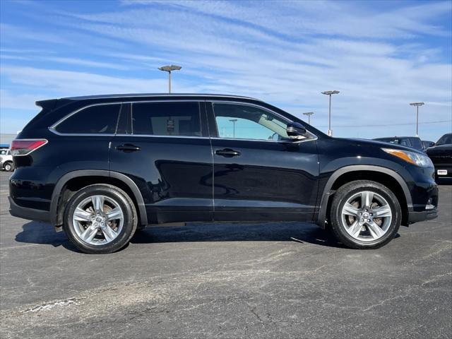 used 2016 Toyota Highlander car, priced at $23,500