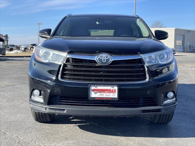 used 2016 Toyota Highlander car, priced at $23,500