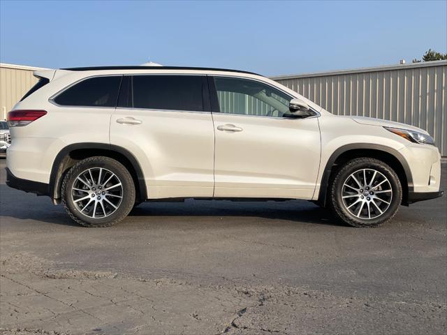 used 2018 Toyota Highlander car, priced at $25,000