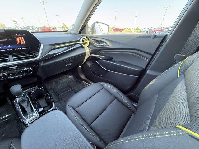 new 2025 Chevrolet Trax car, priced at $26,500