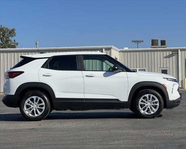 new 2025 Chevrolet TrailBlazer car, priced at $25,535