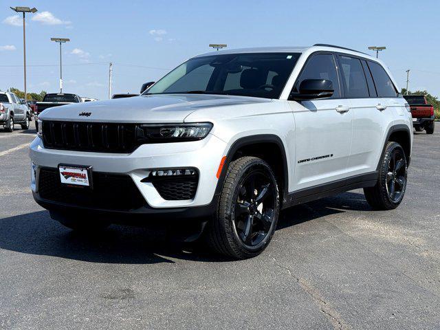 used 2023 Jeep Grand Cherokee car, priced at $33,000