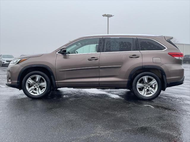 used 2018 Toyota Highlander car, priced at $29,500