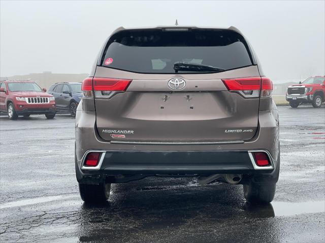 used 2018 Toyota Highlander car, priced at $29,500