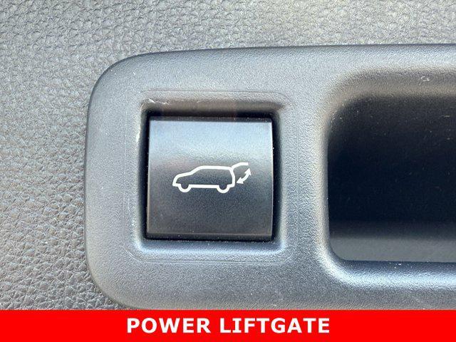 used 2020 Toyota Highlander Hybrid car, priced at $32,250
