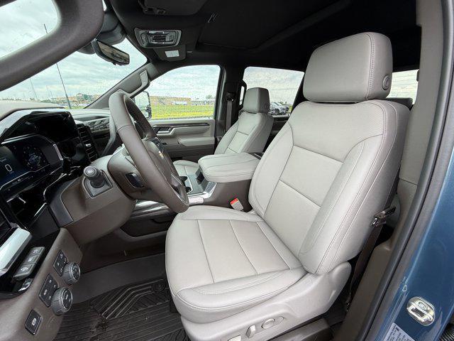 new 2025 Chevrolet Silverado 3500 car, priced at $81,000