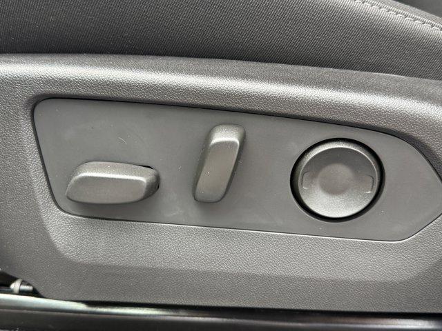 new 2025 GMC Canyon car, priced at $45,000