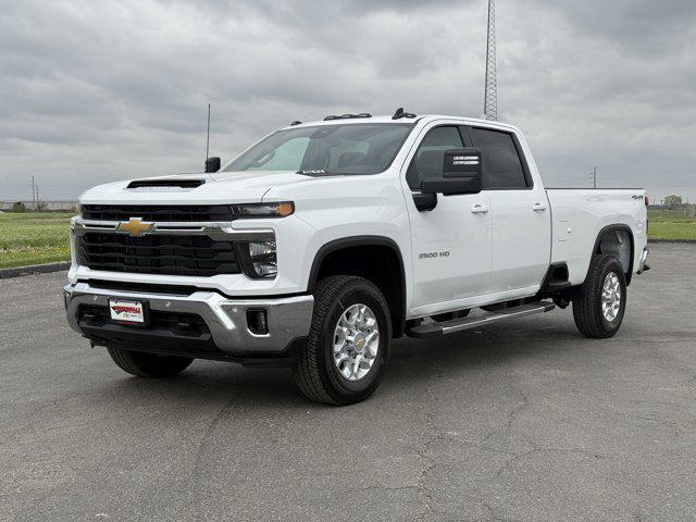 new 2025 Chevrolet Silverado 3500 car, priced at $61,000