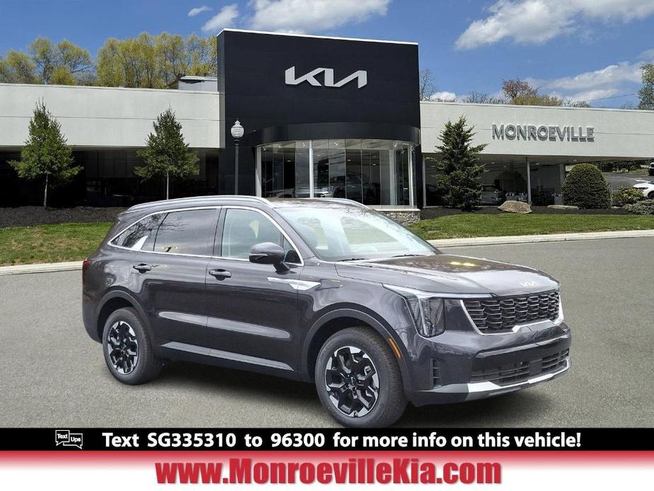 new 2025 Kia Sorento car, priced at $38,748