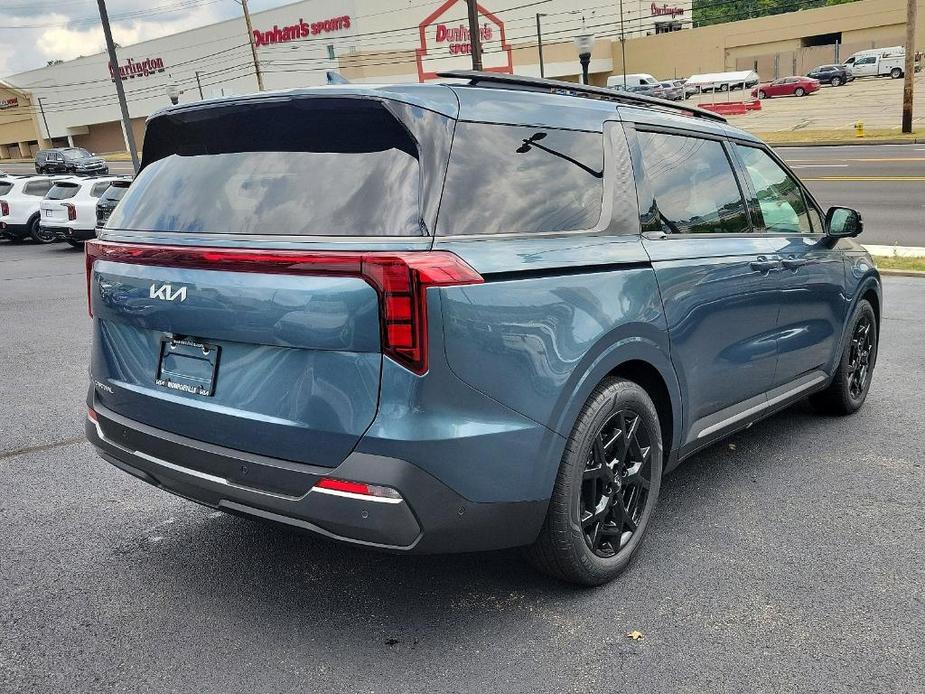 new 2025 Kia Carnival car, priced at $49,723