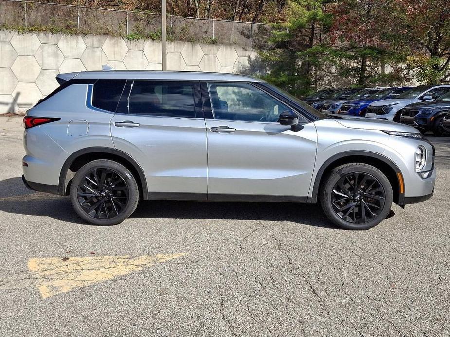 used 2022 Mitsubishi Outlander car, priced at $25,745