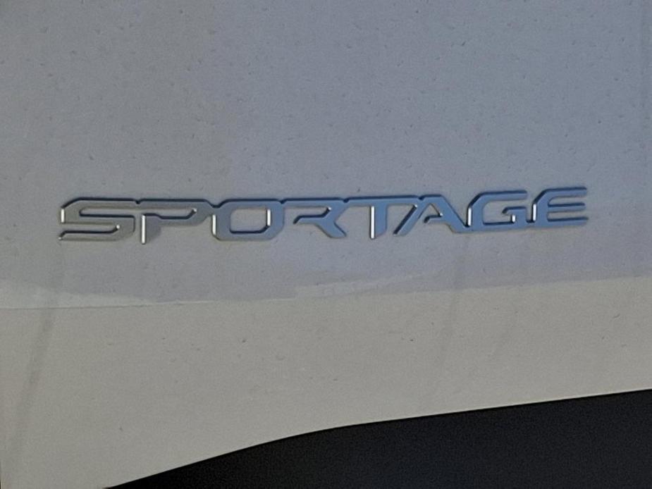 new 2025 Kia Sportage car, priced at $33,979