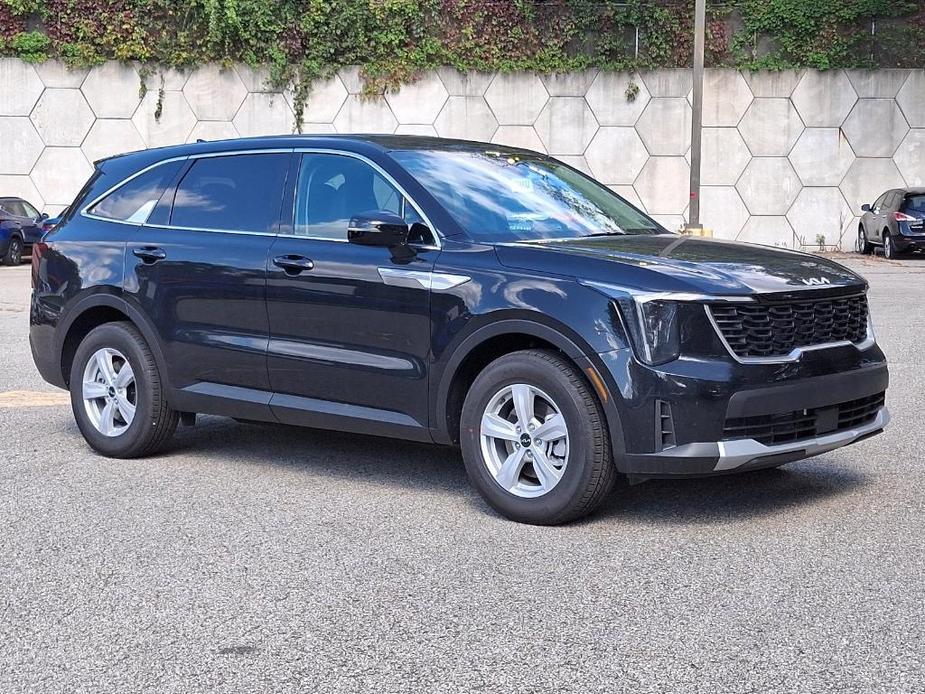 new 2025 Kia Sorento car, priced at $32,986