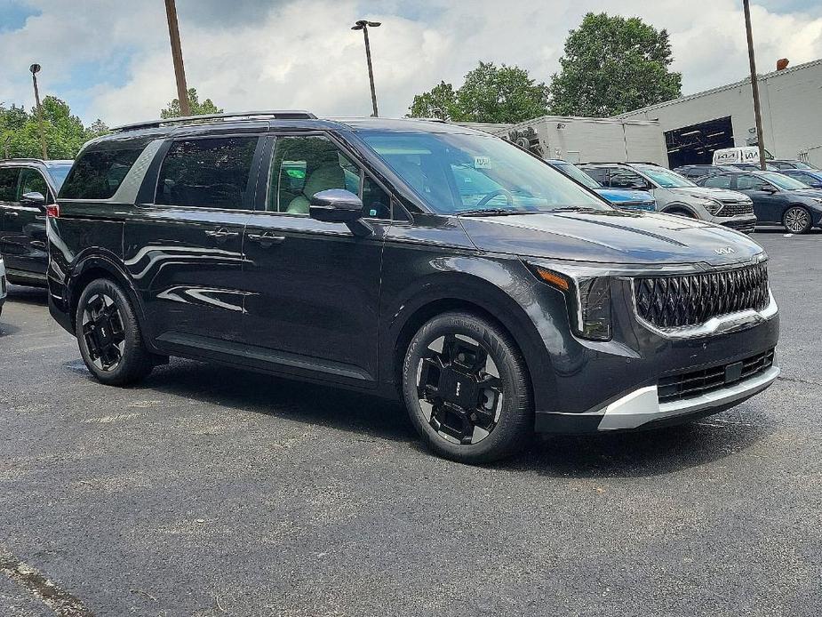 new 2025 Kia Carnival car, priced at $41,593