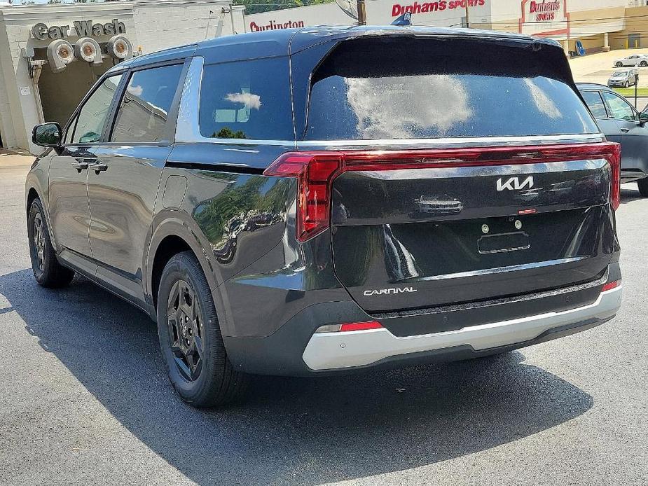 new 2025 Kia Carnival car, priced at $39,550