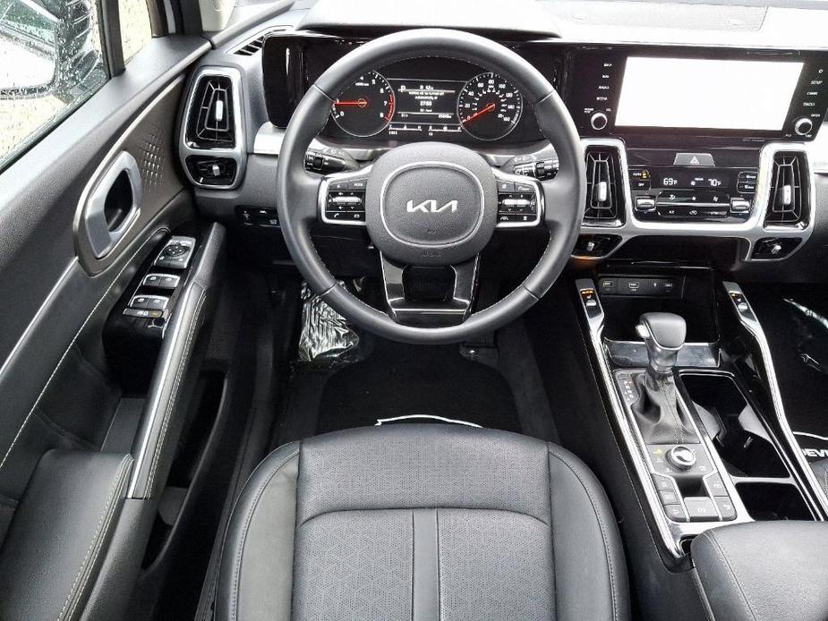 used 2022 Kia Sorento car, priced at $33,400