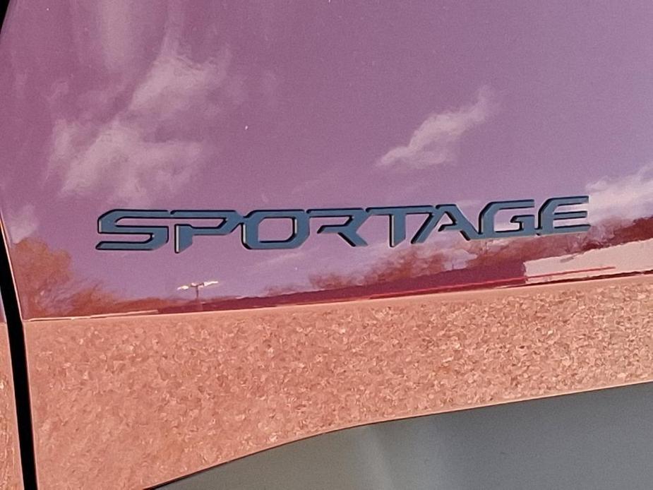 new 2025 Kia Sportage car, priced at $35,143