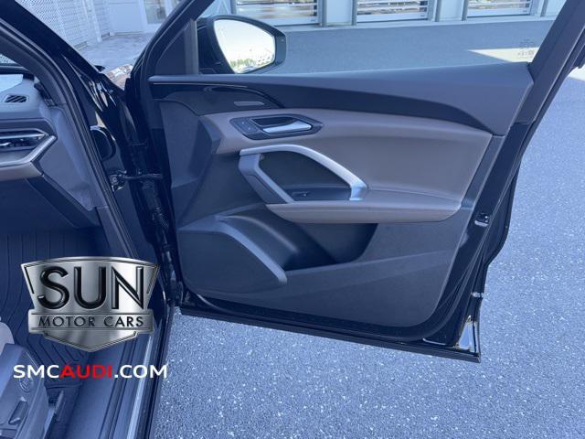 new 2025 Audi Q5 car, priced at $64,915