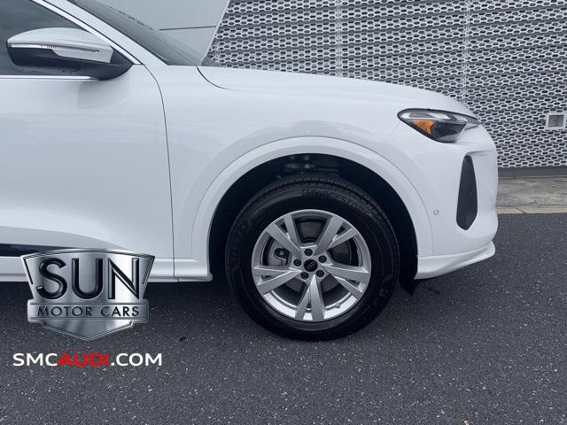 new 2025 Audi Q5 car, priced at $56,705