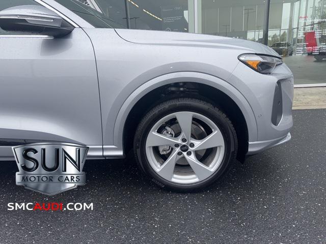 new 2025 Audi Q5 car, priced at $61,430
