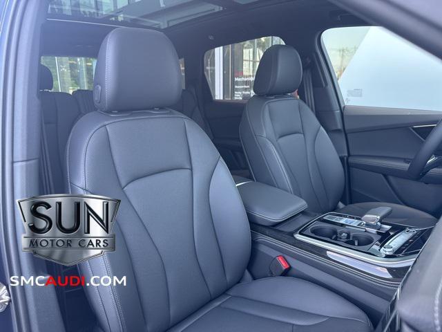 new 2025 Audi Q7 car, priced at $72,350