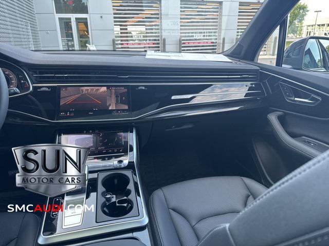 new 2025 Audi Q7 car, priced at $72,350