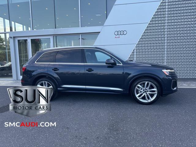 new 2025 Audi Q7 car, priced at $72,350