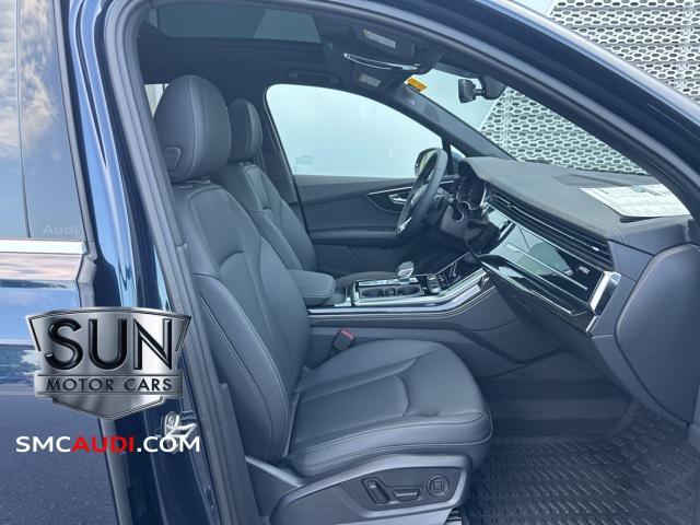 new 2025 Audi Q7 car, priced at $72,350