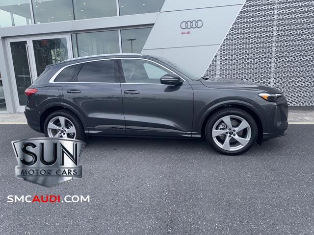 new 2025 Audi Q5 car, priced at $65,030