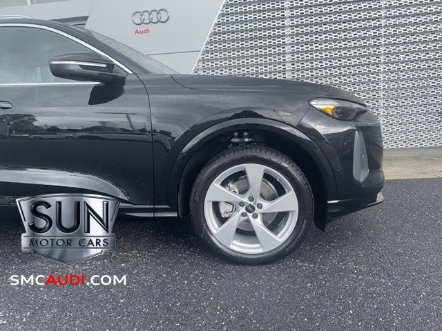new 2025 Audi Q5 car, priced at $62,080