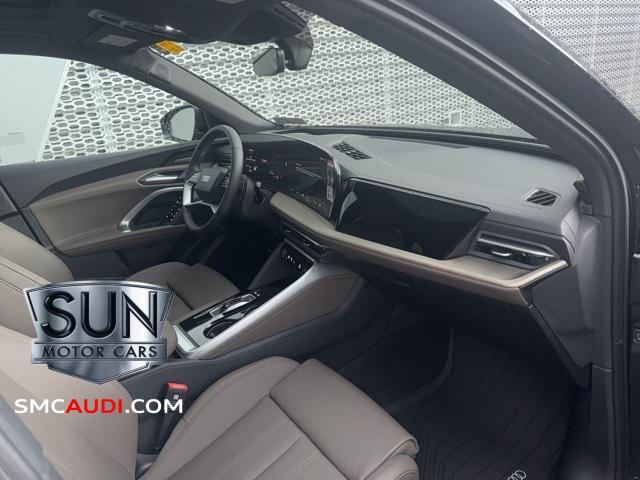 new 2025 Audi Q5 car, priced at $62,080