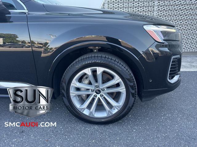 used 2025 Audi Q7 car, priced at $59,718