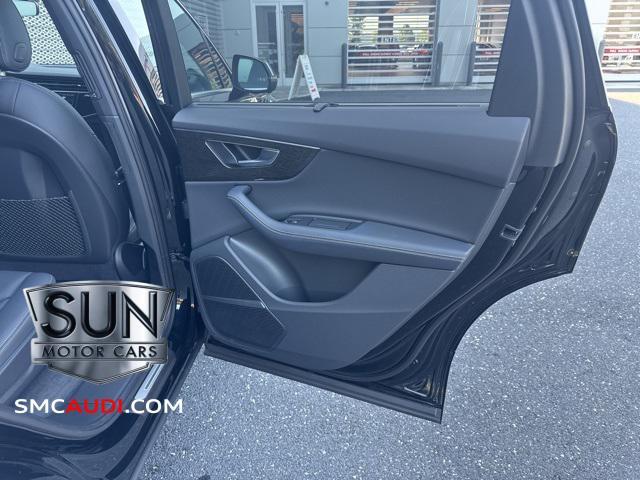 used 2025 Audi Q7 car, priced at $59,718