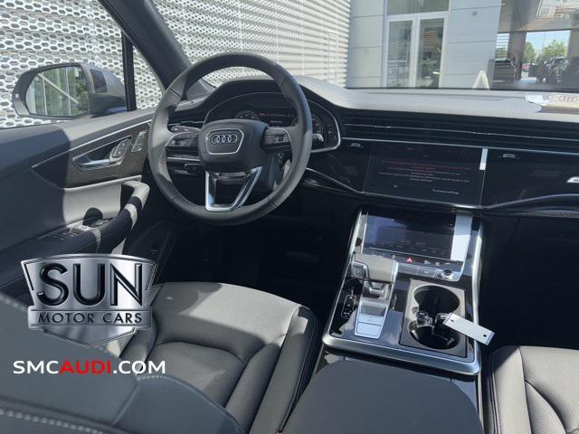 new 2025 Audi Q7 car, priced at $72,440