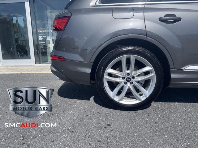 new 2025 Audi Q7 car, priced at $72,440