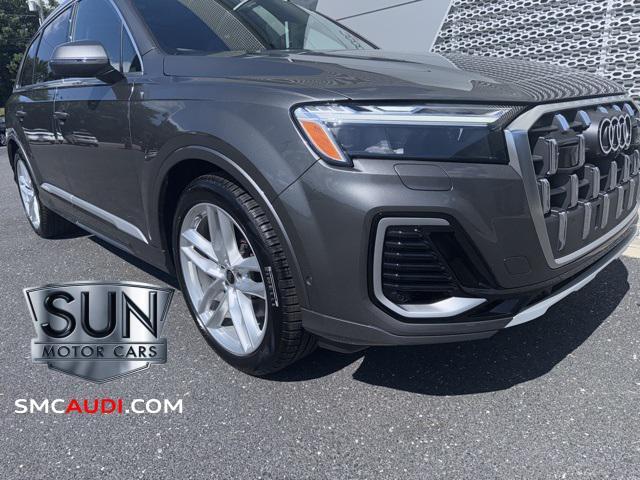 new 2025 Audi Q7 car, priced at $72,440