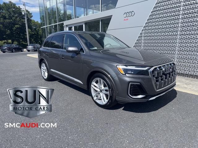 new 2025 Audi Q7 car, priced at $72,440